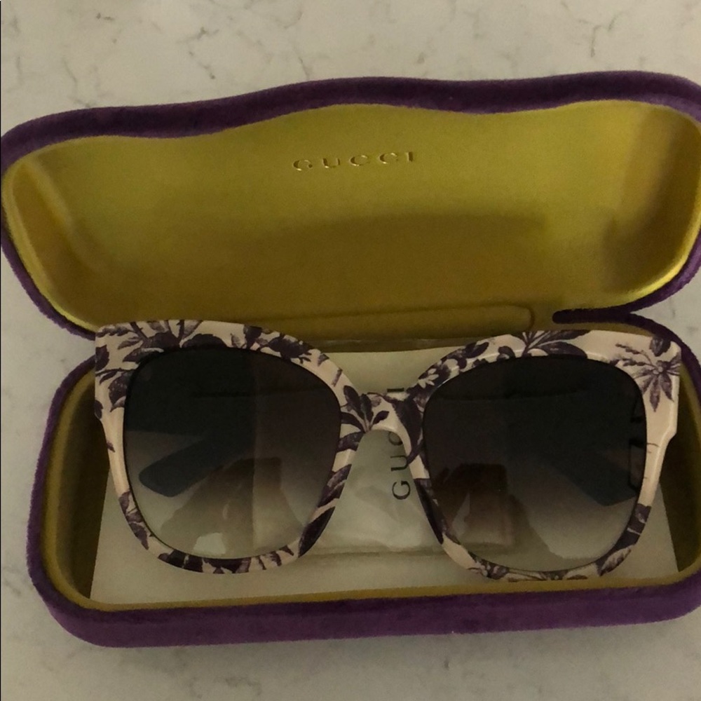 Gucci sunglasses
